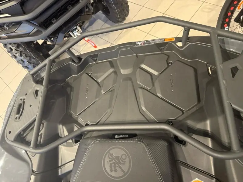 2026 Can-Am Outlander X MR 700 thumbnail 17