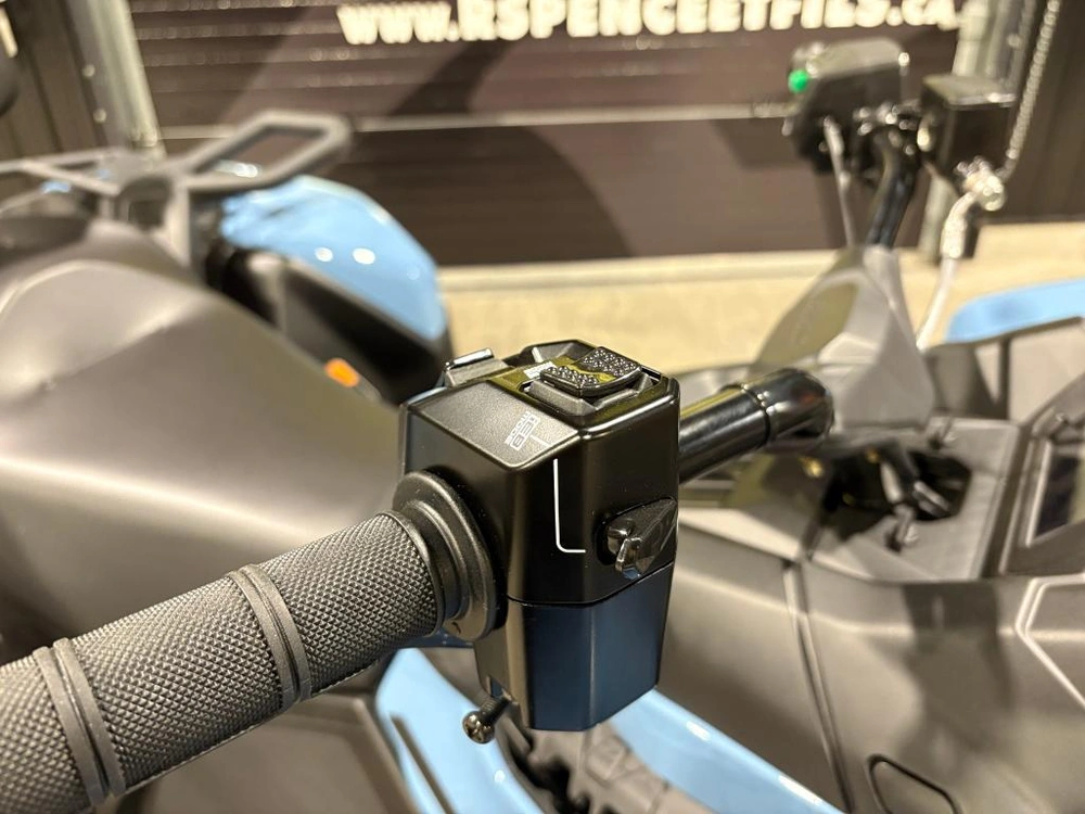 Can-am Outlander Max Xt 700 2025 alt