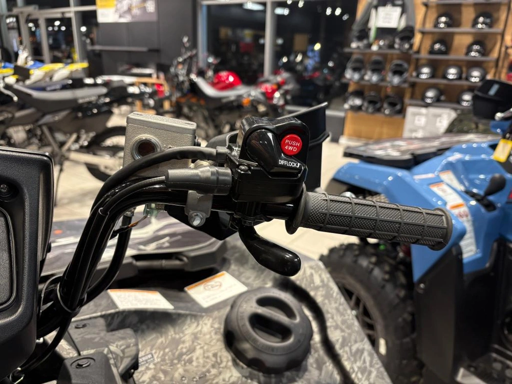 Suzuki Lt-a500xpzsm5 Carbone 2025 alt