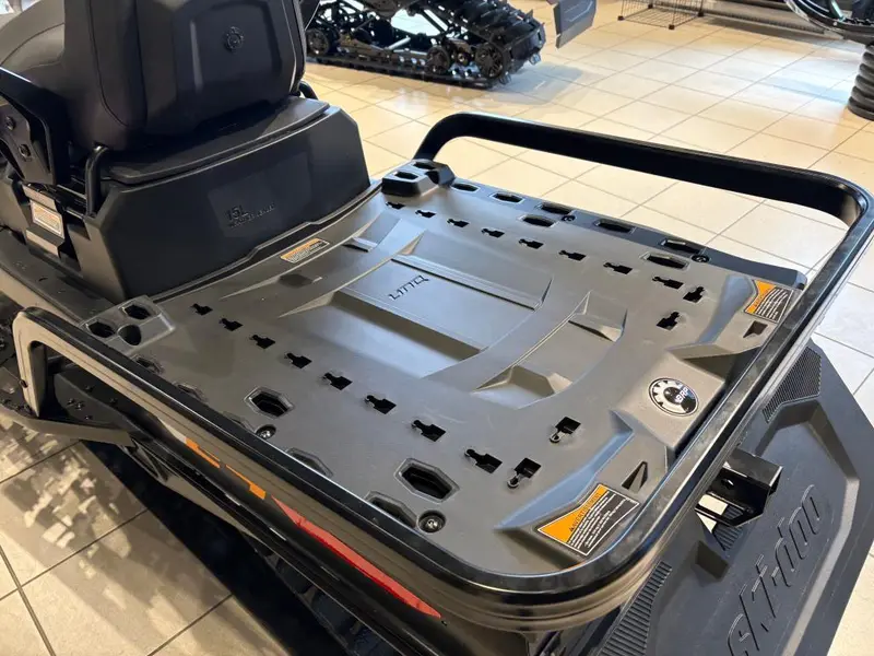 2026 Ski-Doo SKANDIC LE 24'' 900 ACE Silent Cobra 1.5'' E.S.