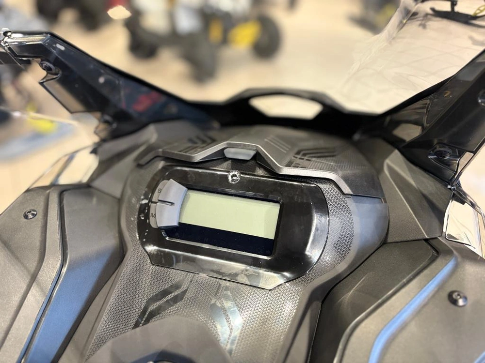 Ski-doo Skandic Le 20'' 600 Efi Silent Cobra 1.5'' E.s. 2026 alt