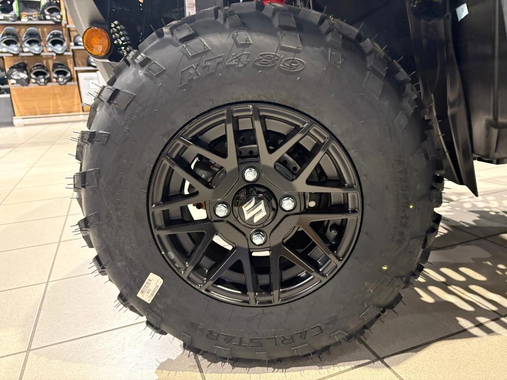 Suzuki Lt-a500xpzsm5 Carbone 2025 alt