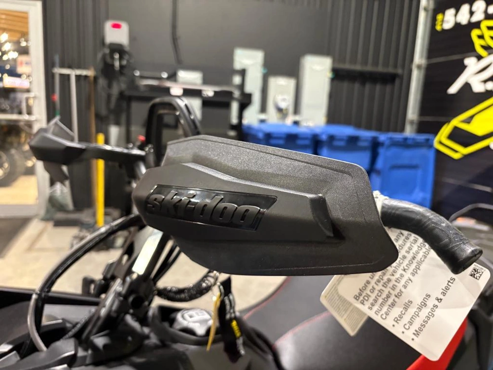 Ski-doo Expedition Xtreme 850 E-tec Cobra 1.8'' E.s. 2026 alt