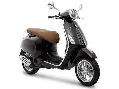2023 Vespa Primavera 50 alt