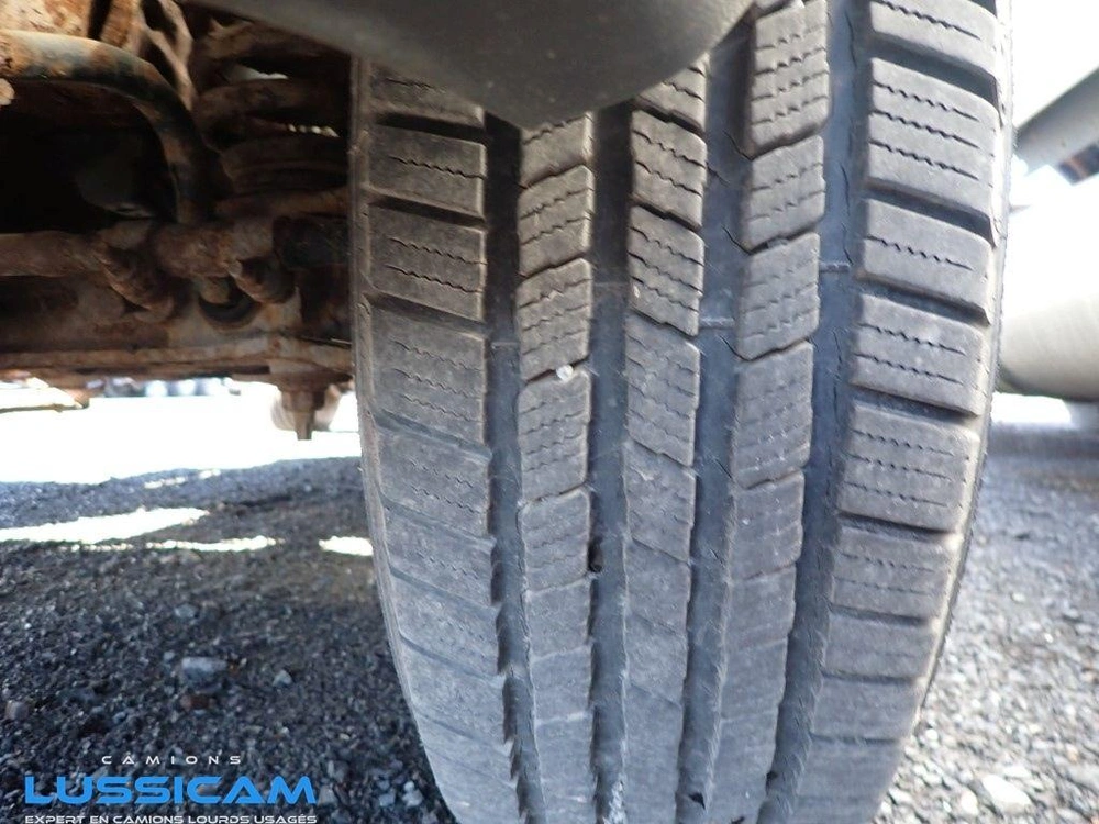 Ford E350 2005