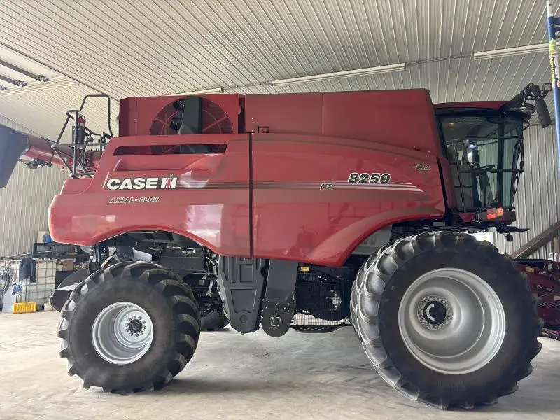 2024 Case IH AF8250