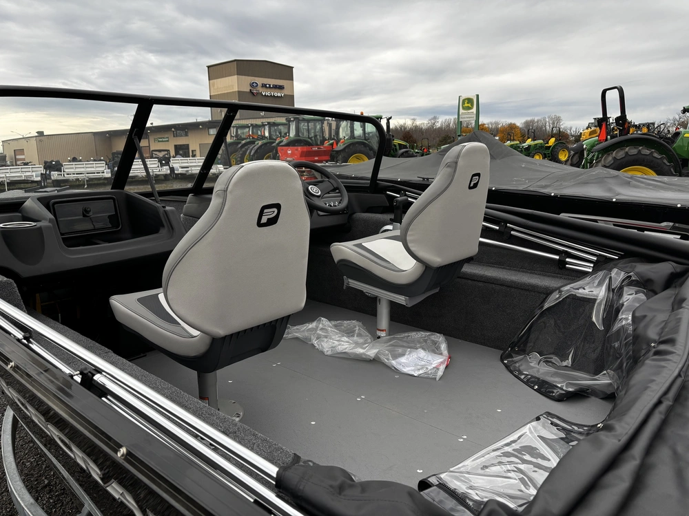 2025 Princecraft Holiday® 162 Ws Max alt