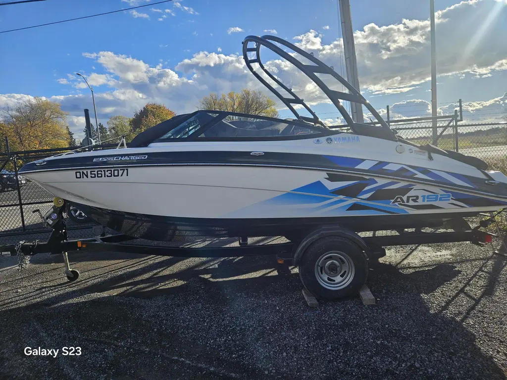 2016 Yamaha AR 192