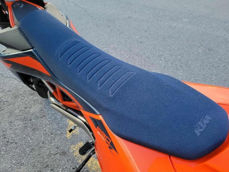 Ktm 690 Smc R 2026 alt