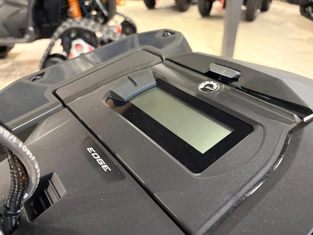 Ski-doo Summit Adr W/ Edge Pkg 154 850 E-tec Powdermax Light Flexedge 2.5'' Shot 2026 alt