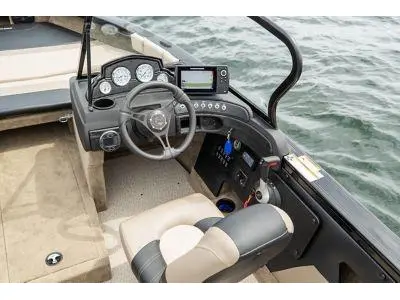 Crestliner 1850 SUPER HAWK 2026