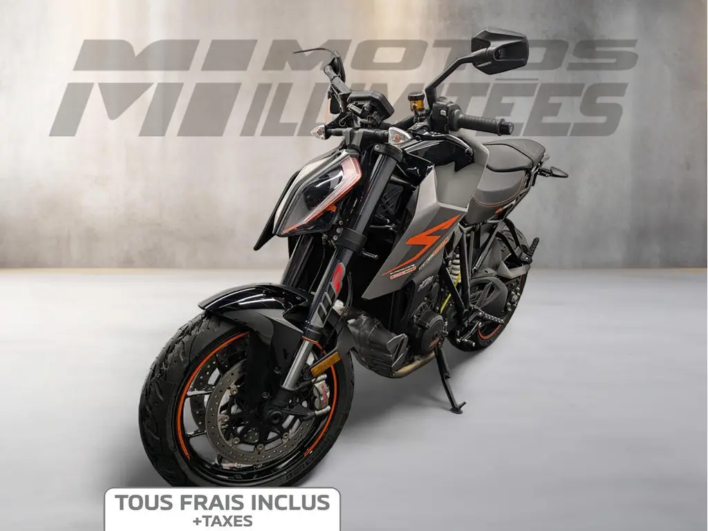 2017 KTM 1290 SUPER DUKE R