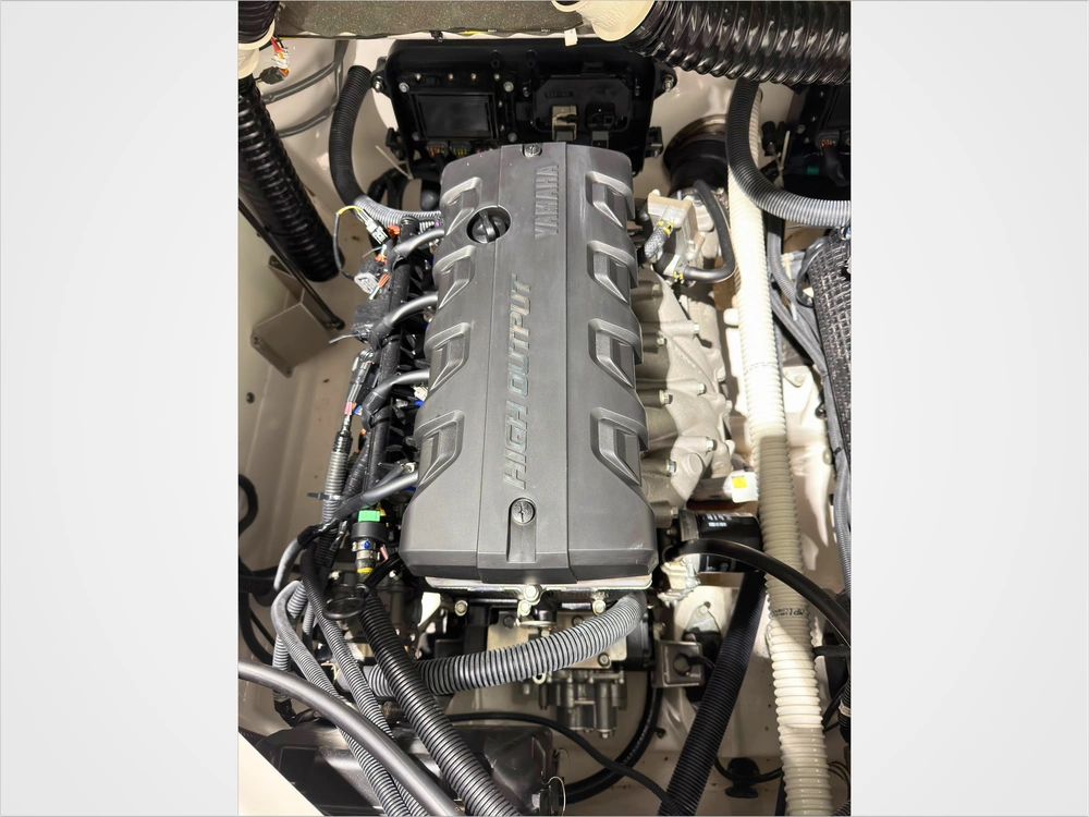 2019 Yamaha 212 Limited S alt