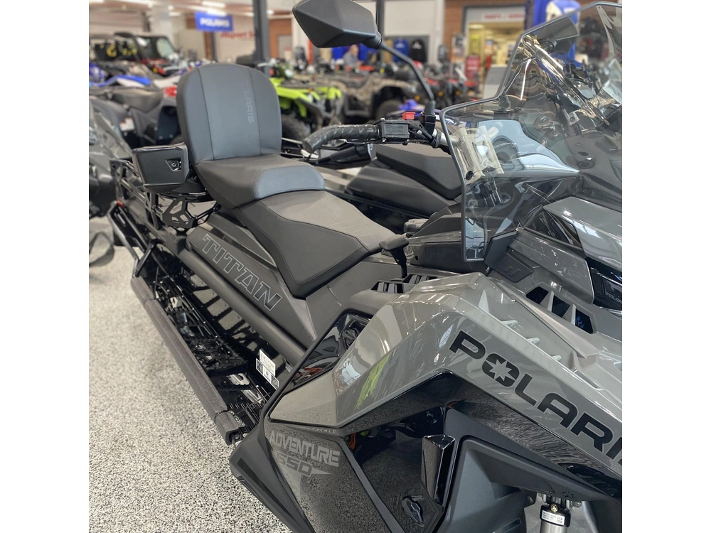 2025 Polaris 650 Titan Adventure 155 1.8 (1.5 Inch) alt