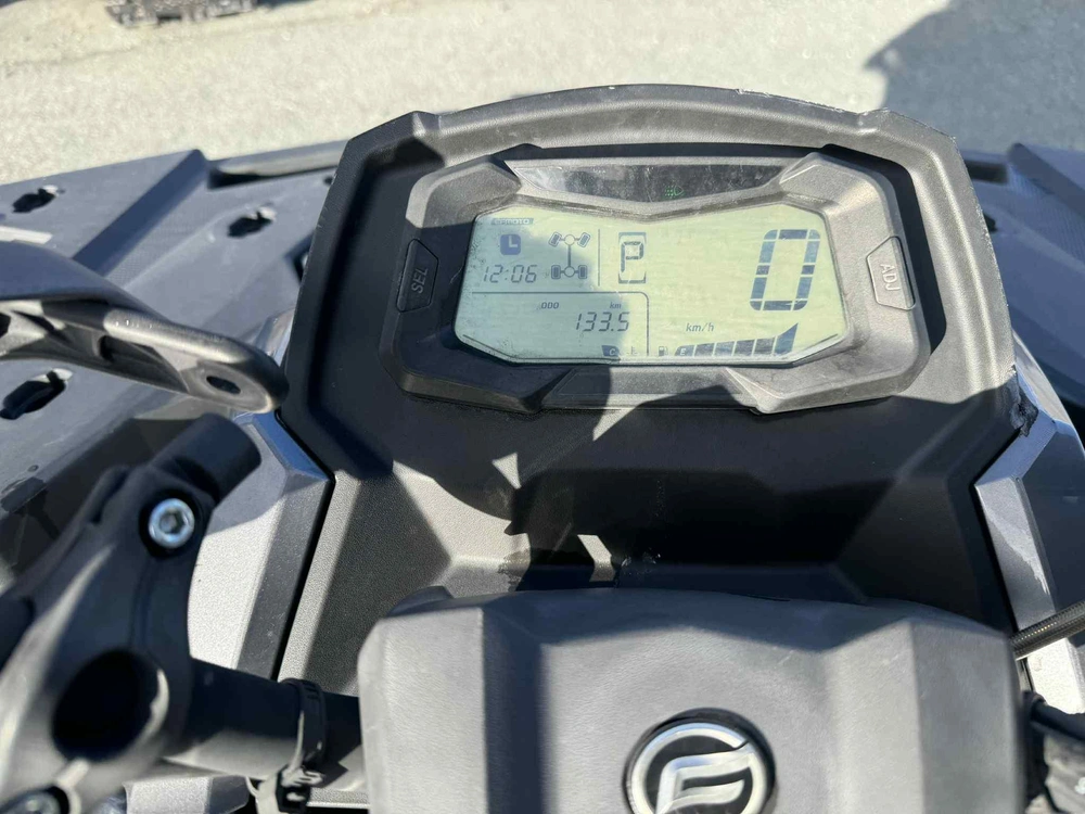 2021 Cfmoto Cforce 800 alt