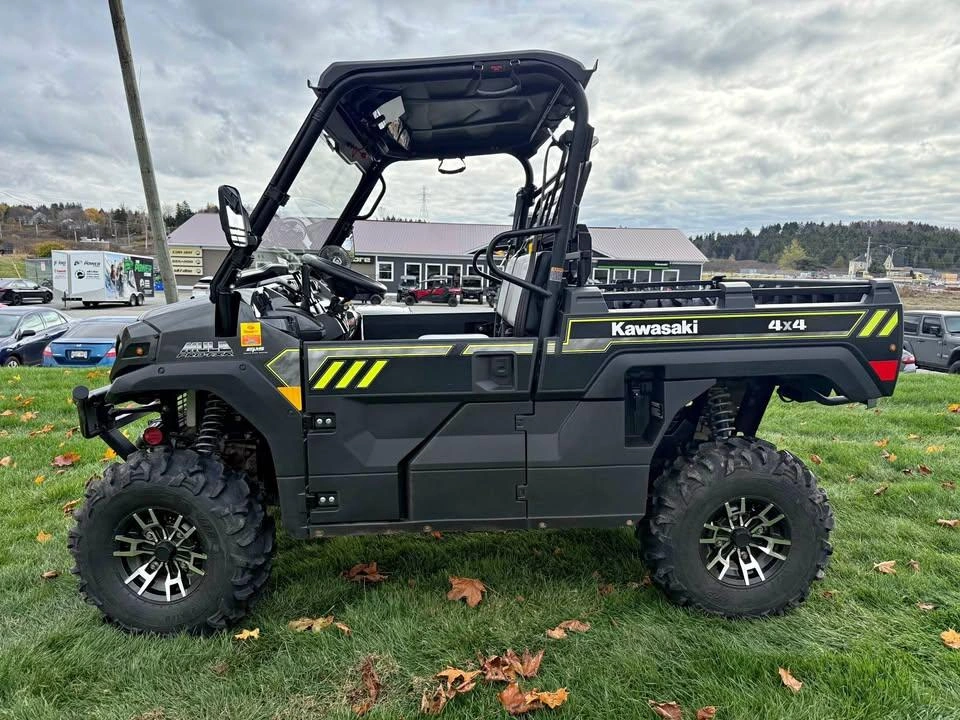 2023 Kawasaki Mule Pro-fxr alt