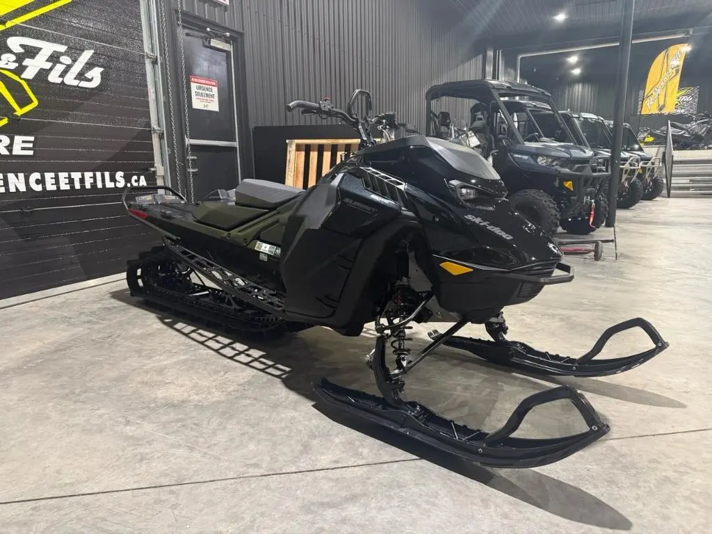 Ski-doo Summit Adr W/ Edge Pkg 154 850 E-tec Powdermax Light Flexedge 2.5'' Shot 2026 alt