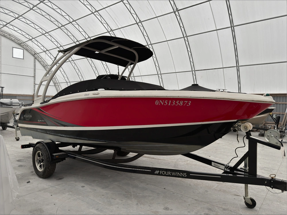 2015 Four Winns H190 alt