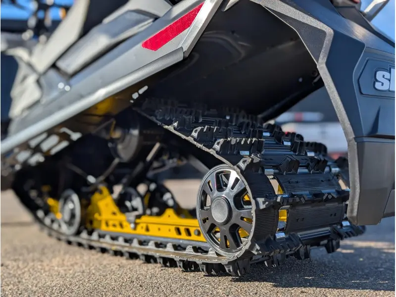 2026 Ski-Doo MXZ NEO+ 600 EFI (55) RipSaw 1.25" E.S.