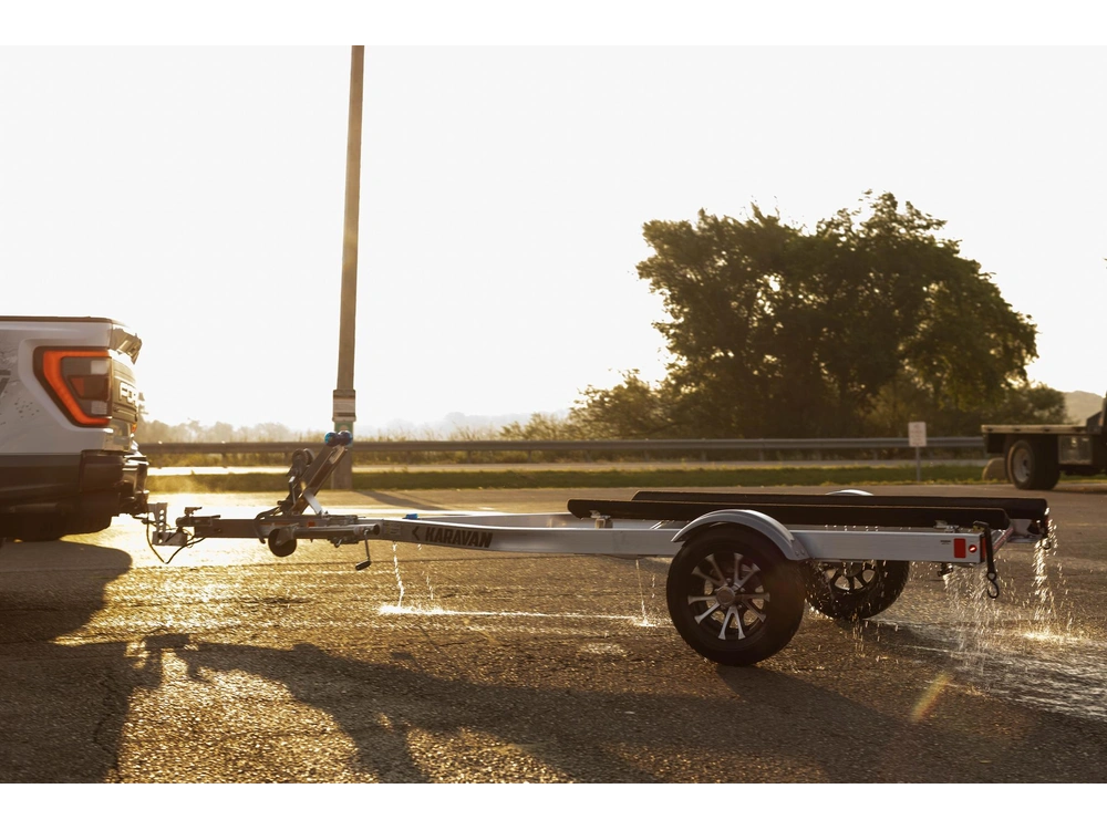 2026 Karavan Trailers Karavan alt