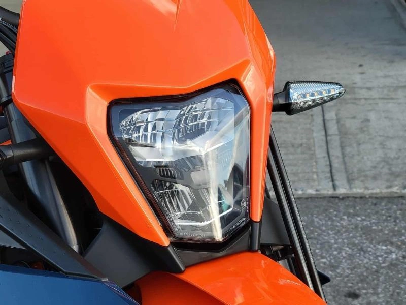 Ktm 690 Smc R 2026 alt