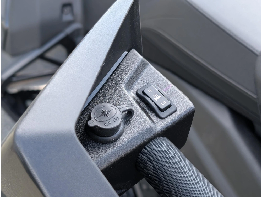 2025 Polaris Prostar S4 Indy Adventure X2 137 | 🚀 Polaris Vs Ski-doo Touring 🚀 alt