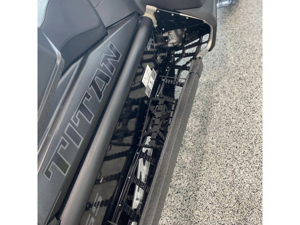 2025 Polaris 650 Titan Adventure 155 1.8 (1.5 Inch) alt