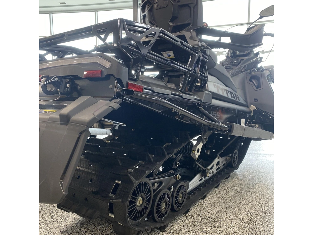 2025 Polaris 650 Titan Adventure 155 1.8 (1.5 Inch) alt