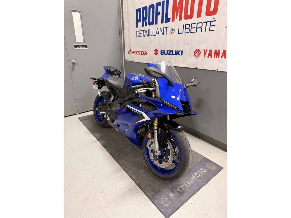 Yamaha Yzf-r9 R9 2025 alt