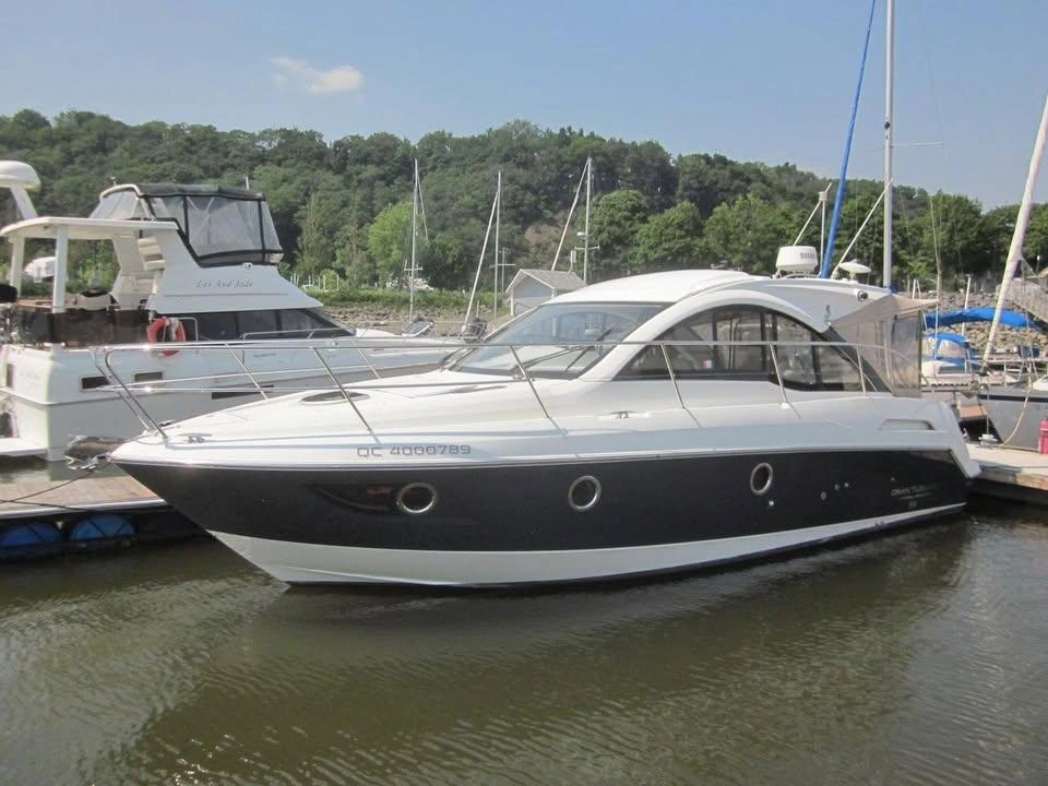 2013 Beneteau Grand Tourismo 34 alt
