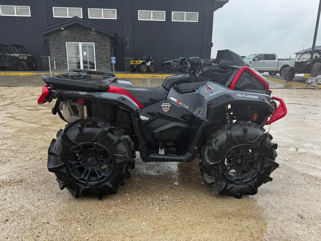 2025 Can-Am OUTLANDER XMR 850