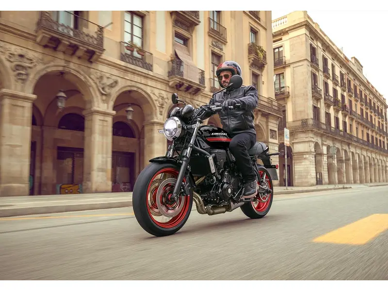 2026 Kawasaki Z650RS PRE-COMMANDE