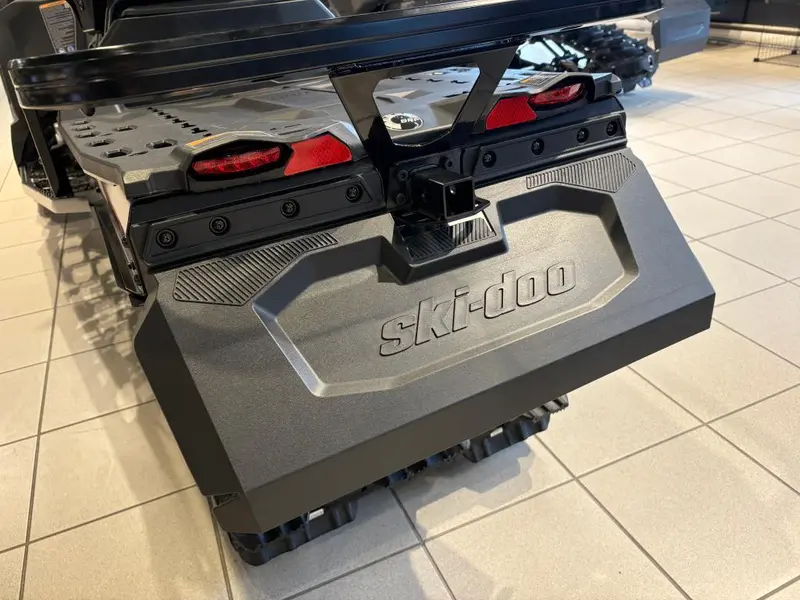 2026 Ski-Doo SKANDIC LE 24'' 900 ACE Silent Cobra 1.5'' E.S.