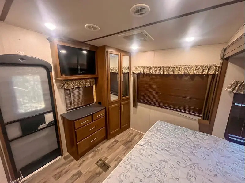 2019 Keystone RV Cougar 367FLS