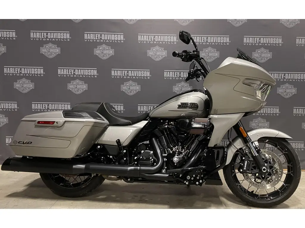 Harley-Davidson CVO ROAD GLIDE 2023 - FLTRXSE