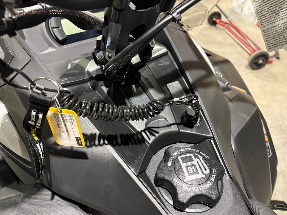 Ski-doo Backcountry Adrenaline (43'') 600r E-tec Storm 150 1.5'' E.s. 2026 alt