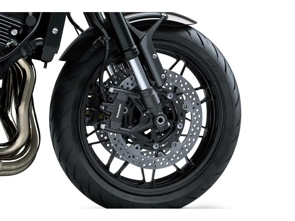 New 2026 Kawasaki Z900RS in Laval - Laval Moto