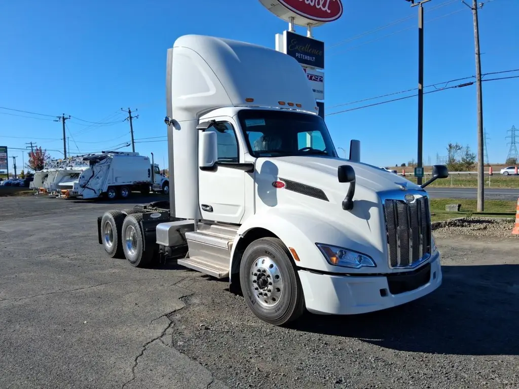 2026 Peterbilt 579 