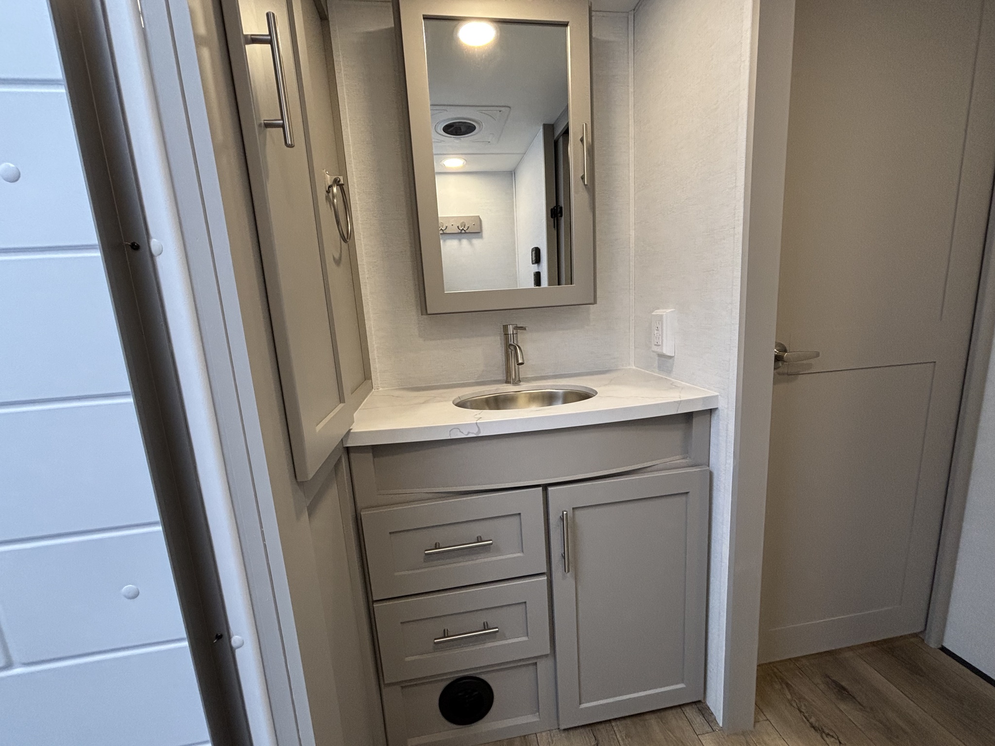 2026 Alliance RV Avenue 29RL