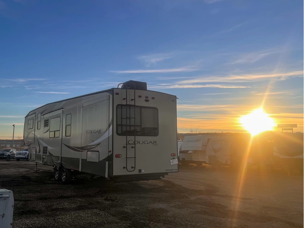 2019 Keystone Rv Cougar 367fls alt