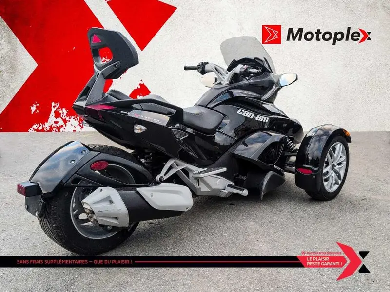 2013 Can-Am SPYDER ST SM5