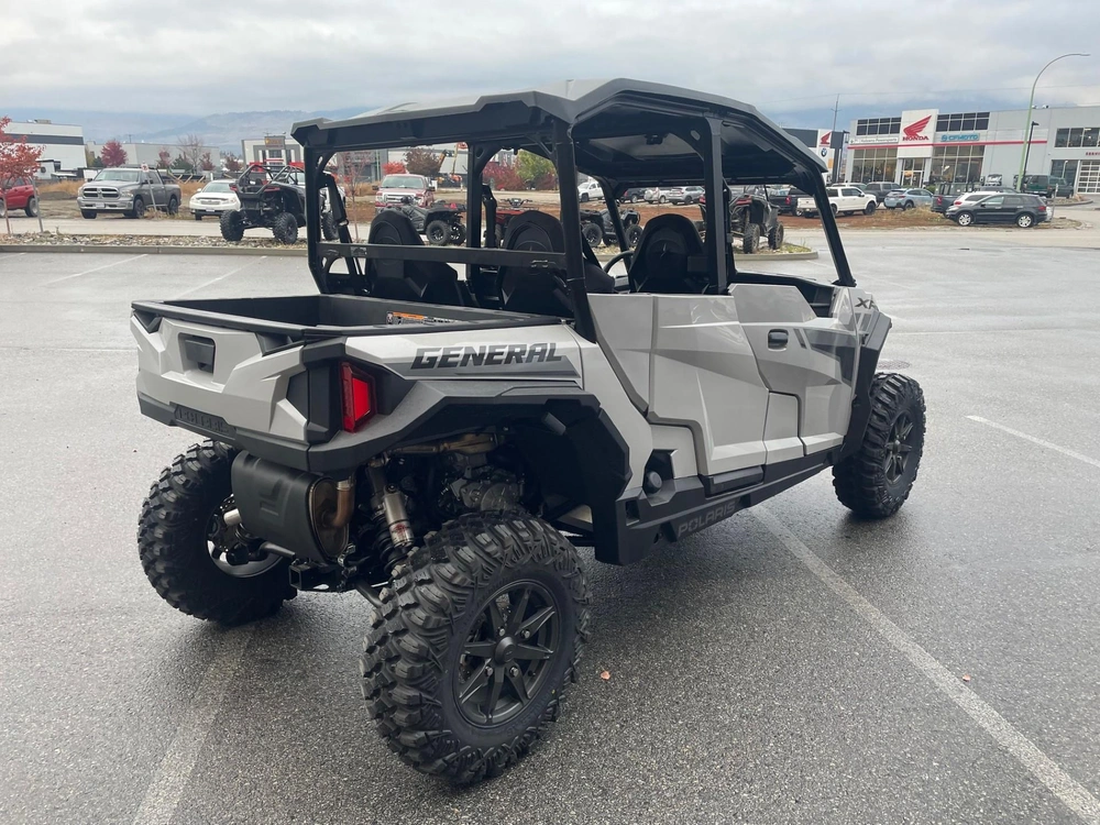 2026 Polaris General Xp 4 1000 Sport alt