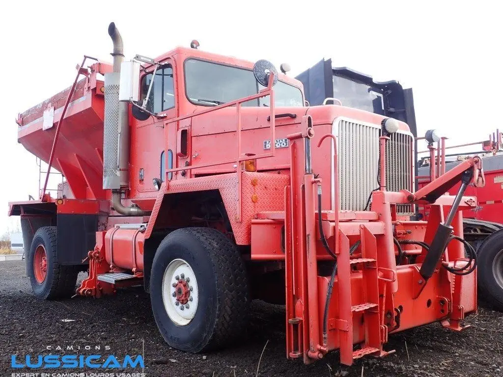 1999 International 5070