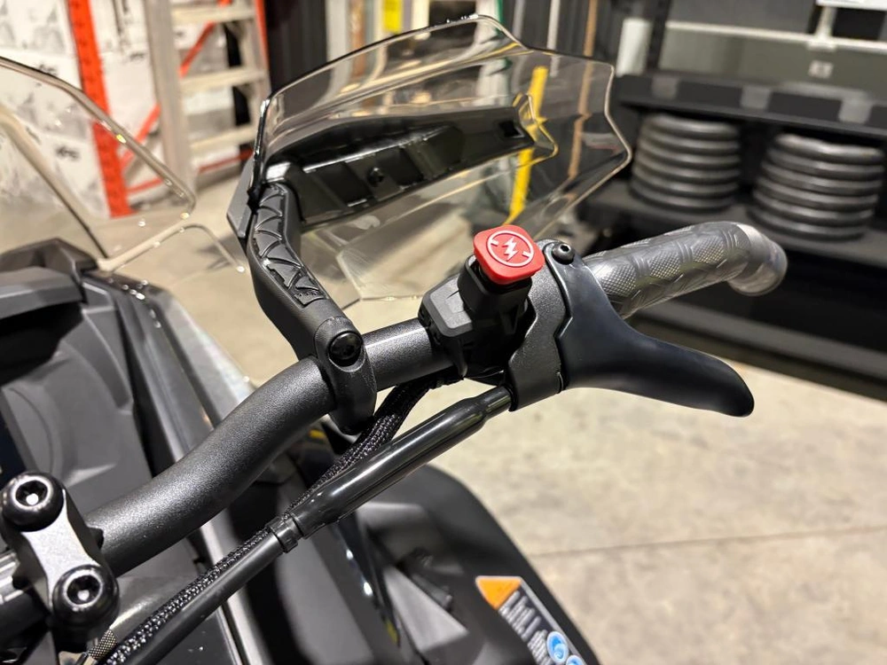 Ski-doo Backcountry Adrenaline (43'') 600r E-tec Storm 150 1.5'' E.s. 2026 alt