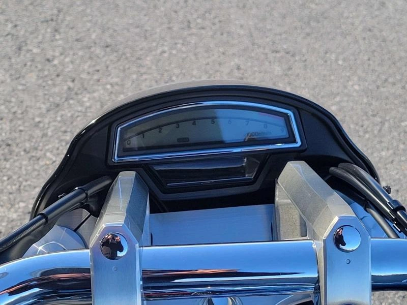 Suzuki Boulevard M109r 2025 alt