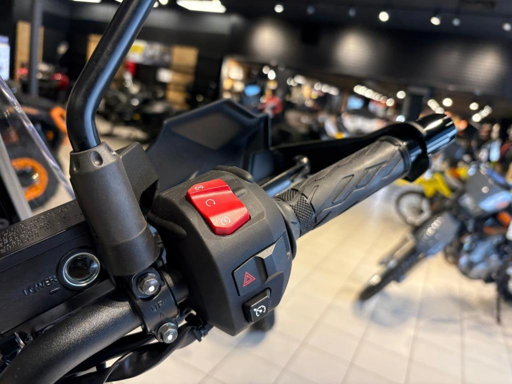Suzuki V-strom 1050de 2025 alt