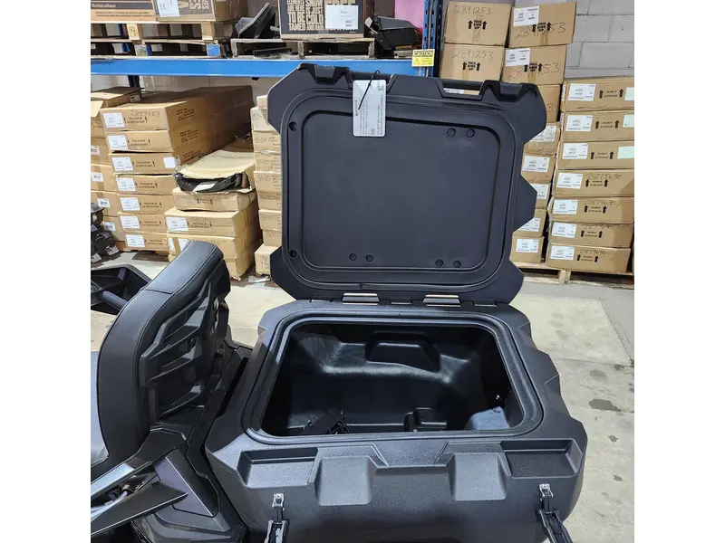 2026 Polaris 850 TITAN ADVENTURE ULTIMATE 155 1.8 7S DIsplay