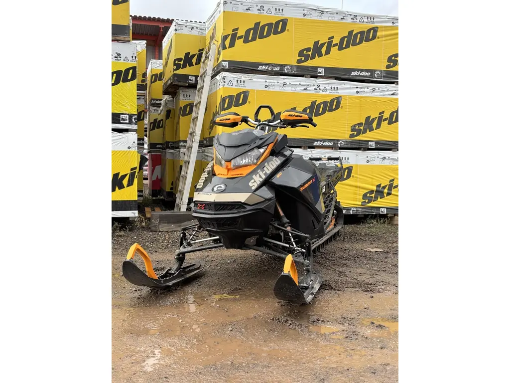 2020 Ski-Doo Summit X Expert 165 3" N/A