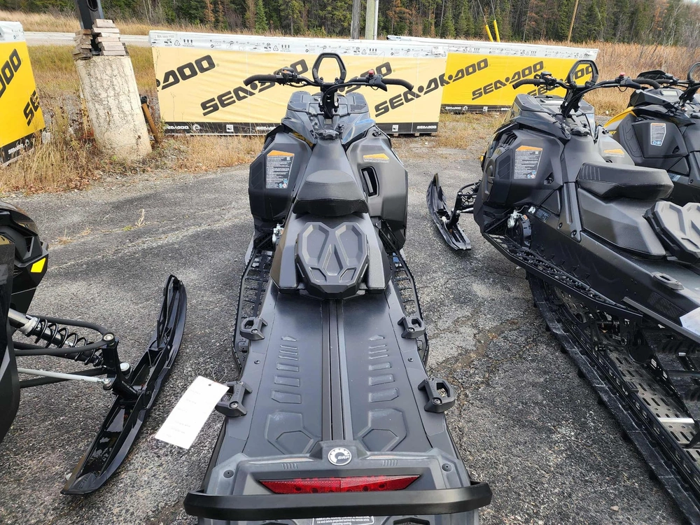 2025 Ski-doo Summit Adrenaline W/ Edge 850 alt