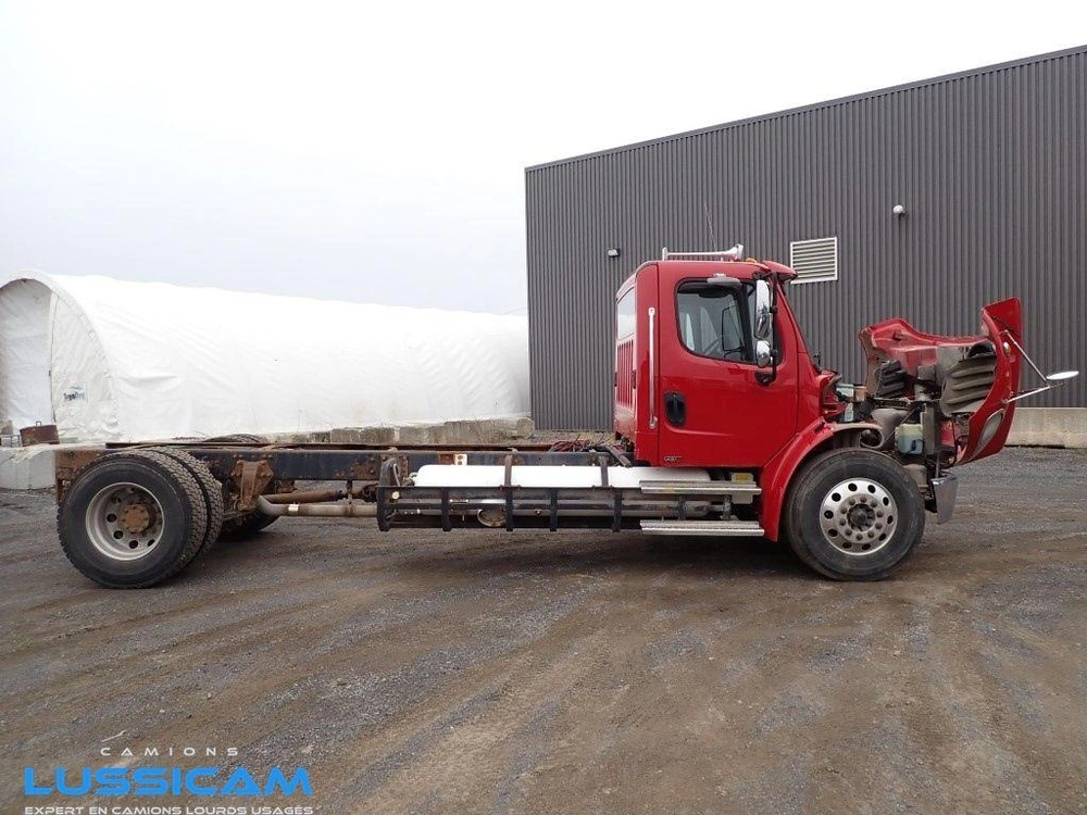 2016 Freightliner S20